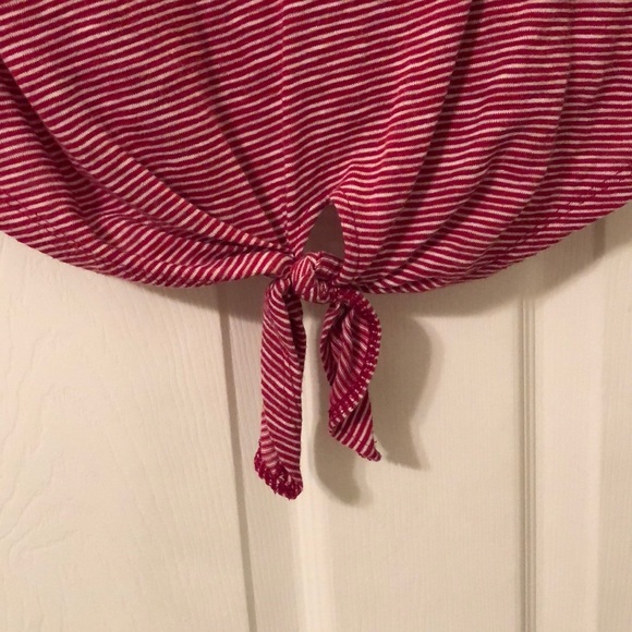 Tie front tee with cuffed sleeves - Picture 3 of 5